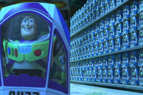 Buzz Astral z filmu Toy Story 2 na regale z innymi Buzzami Astralami